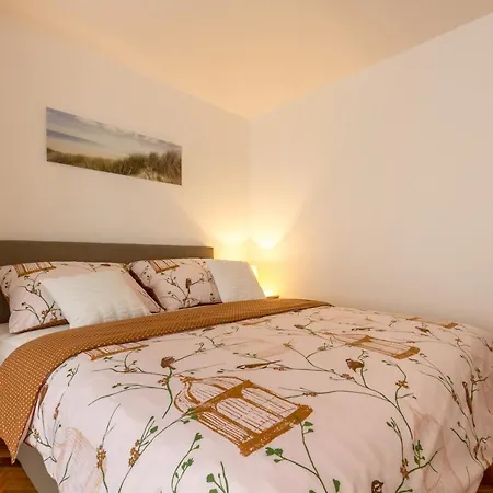 Apartment Bernard Old Town